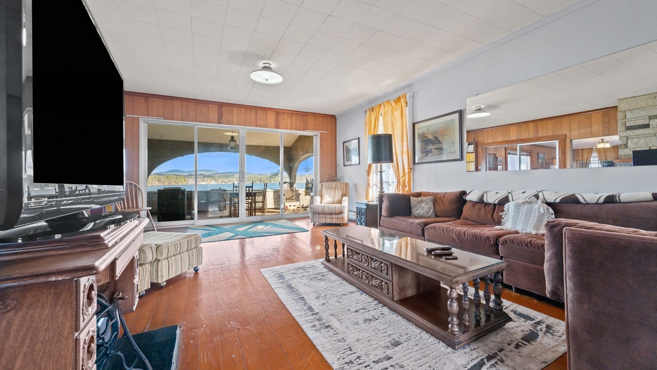 Photo of Livingroom in Lochmere