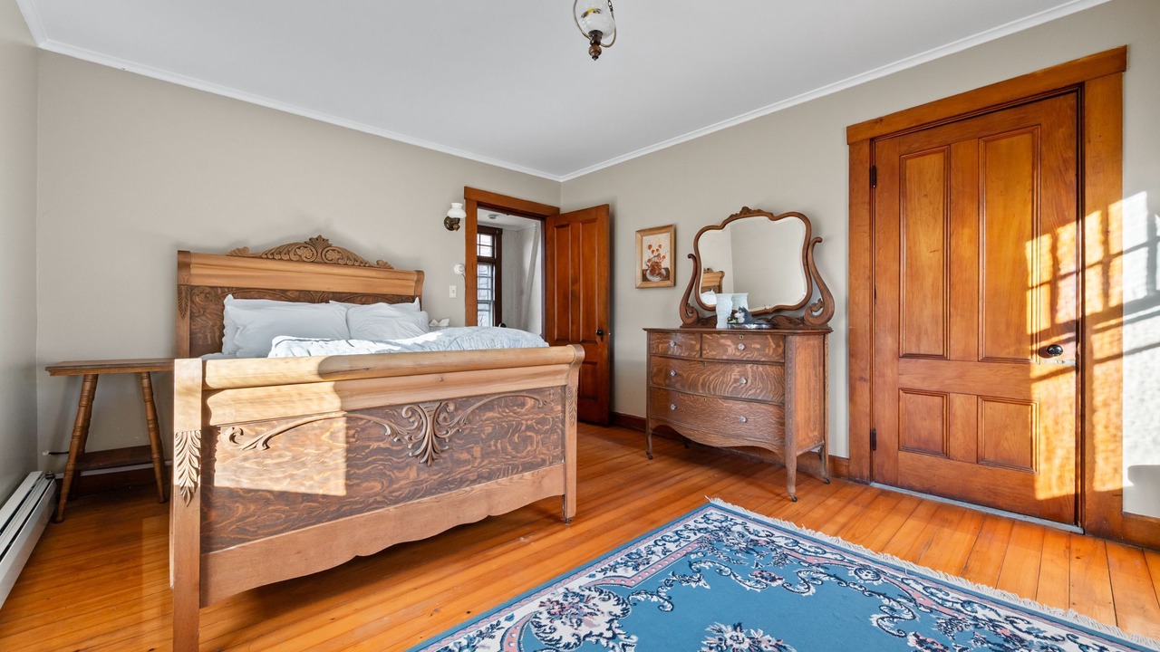 Photo of Bedroom in Lochmere