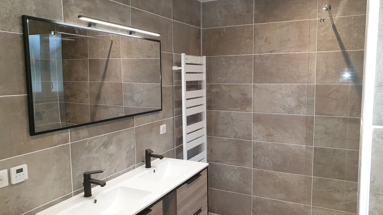 Photo of Bathroom in Laveissiere