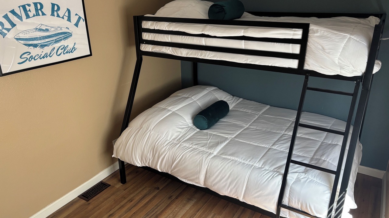 Photo of Bedroom in Cienega Springs