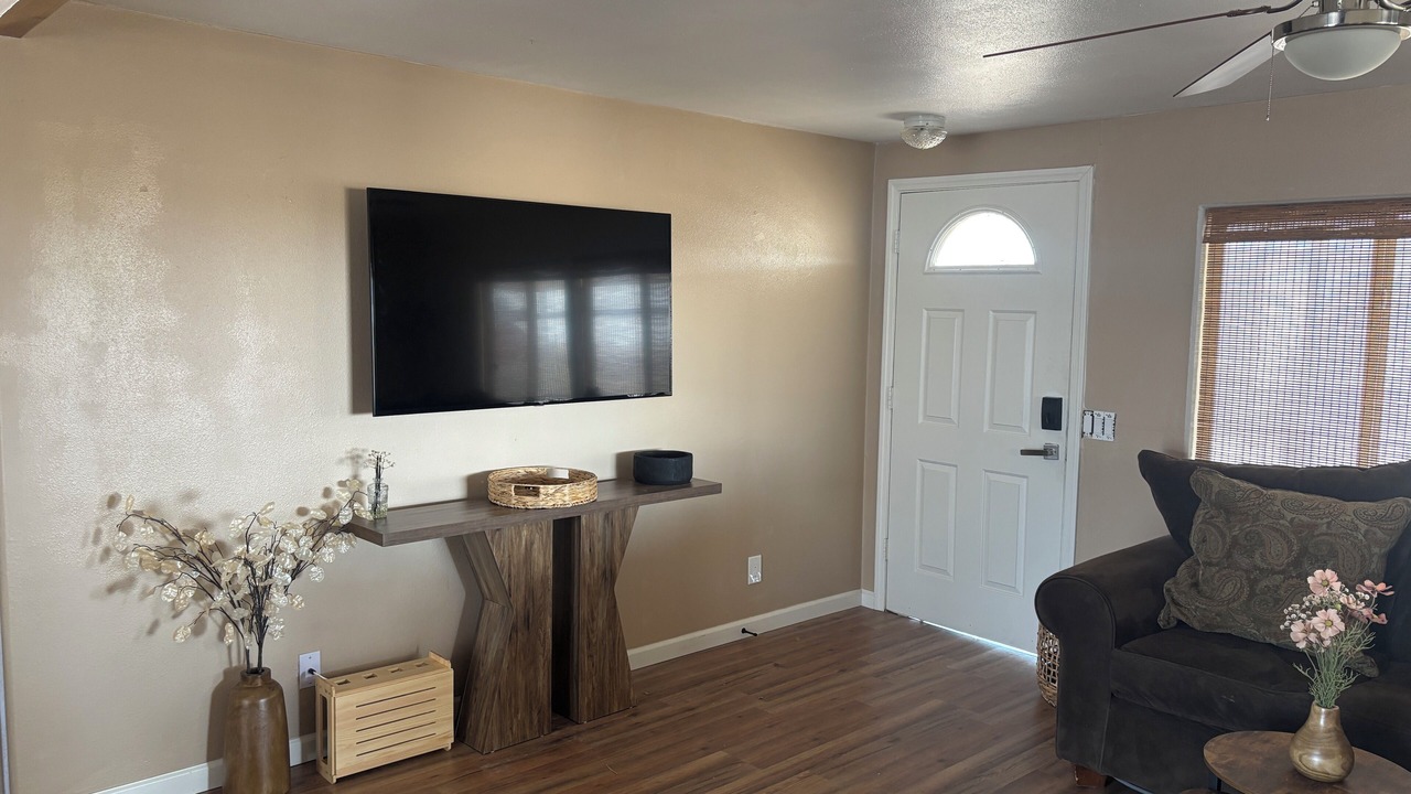 Photo of Livingroom in Cienega Springs