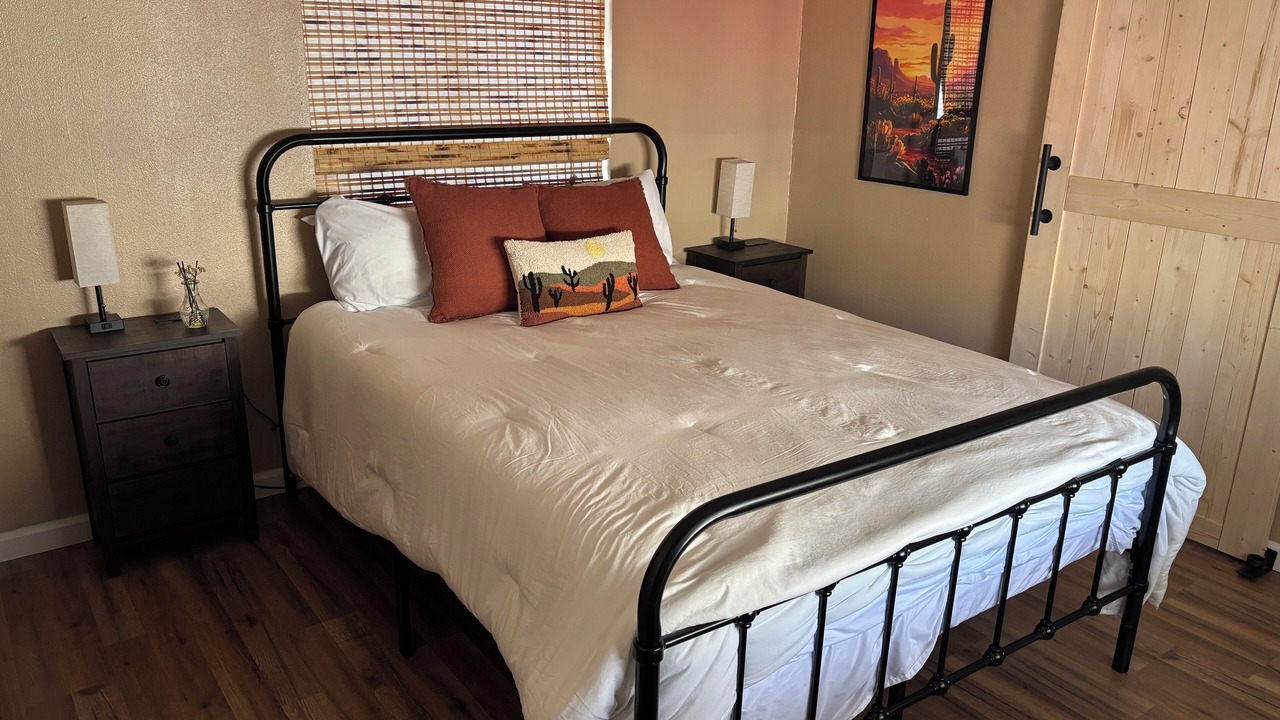 Photo of Bedroom in Cienega Springs
