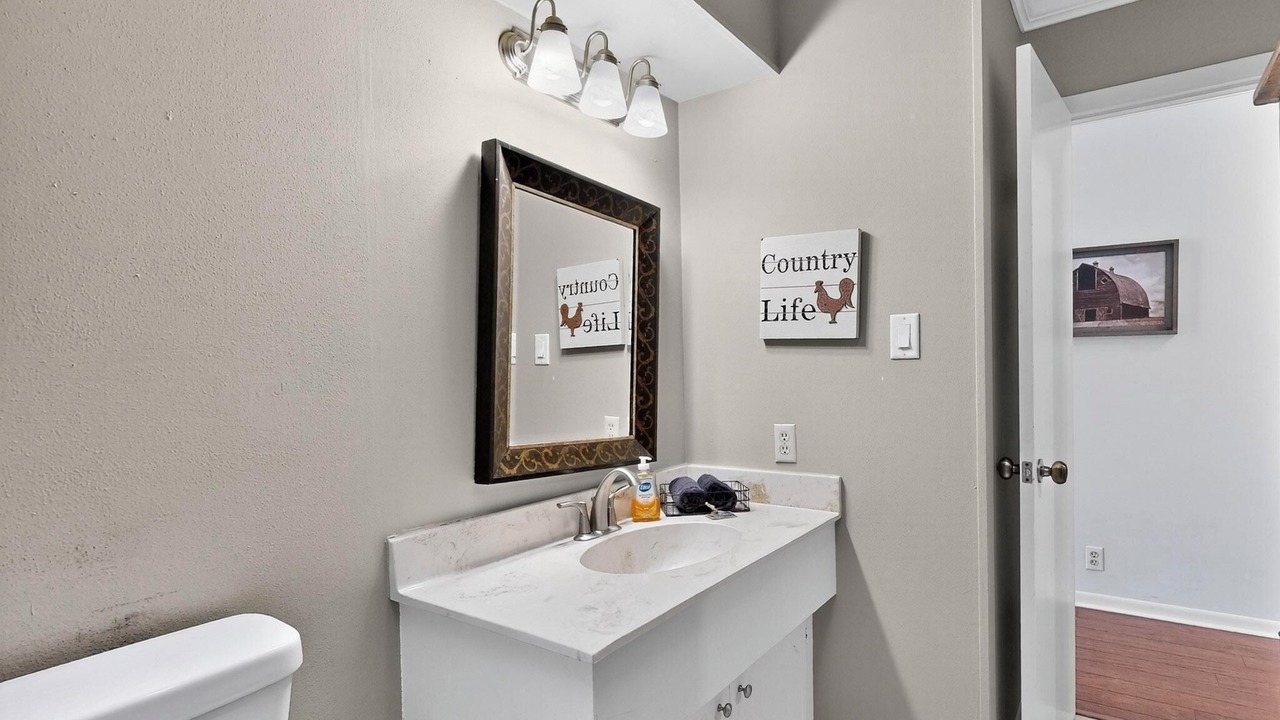 Photo of Bathroom in Whitesboro