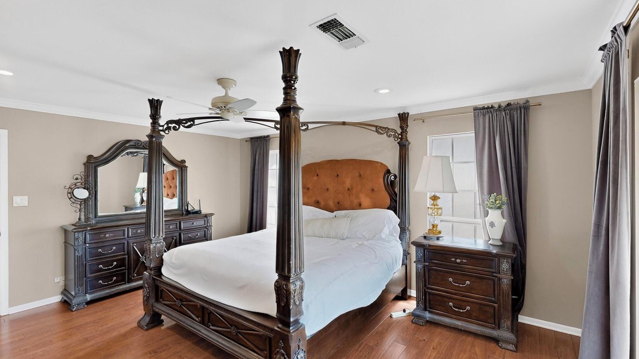 Photo of Bedroom in Whitesboro