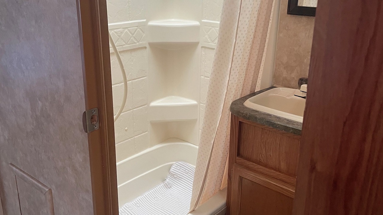 Photo of Bathroom in Van Buren