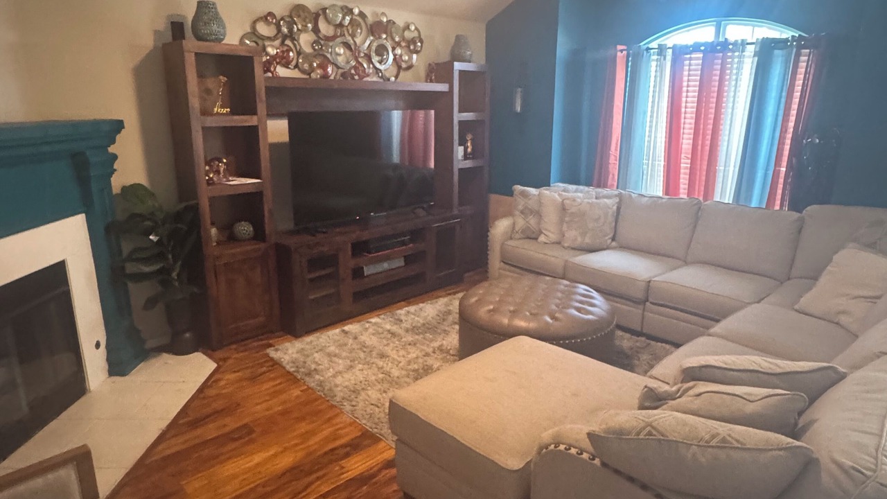 Photo of Livingroom in Midwest City