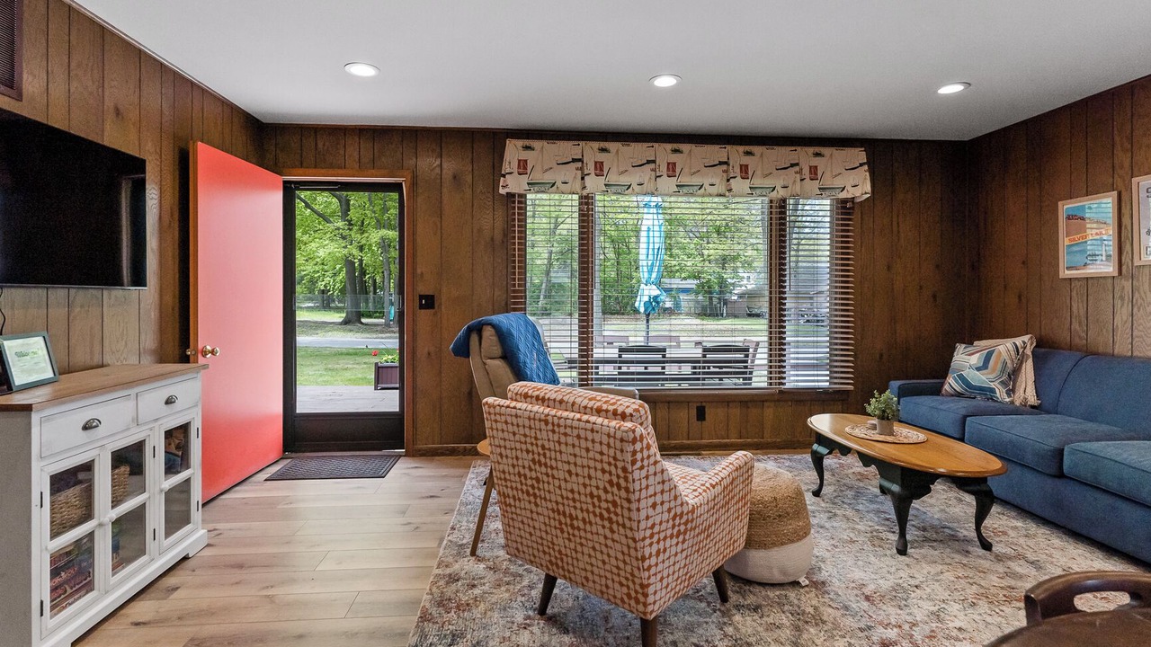 Photo of Livingroom in Mears