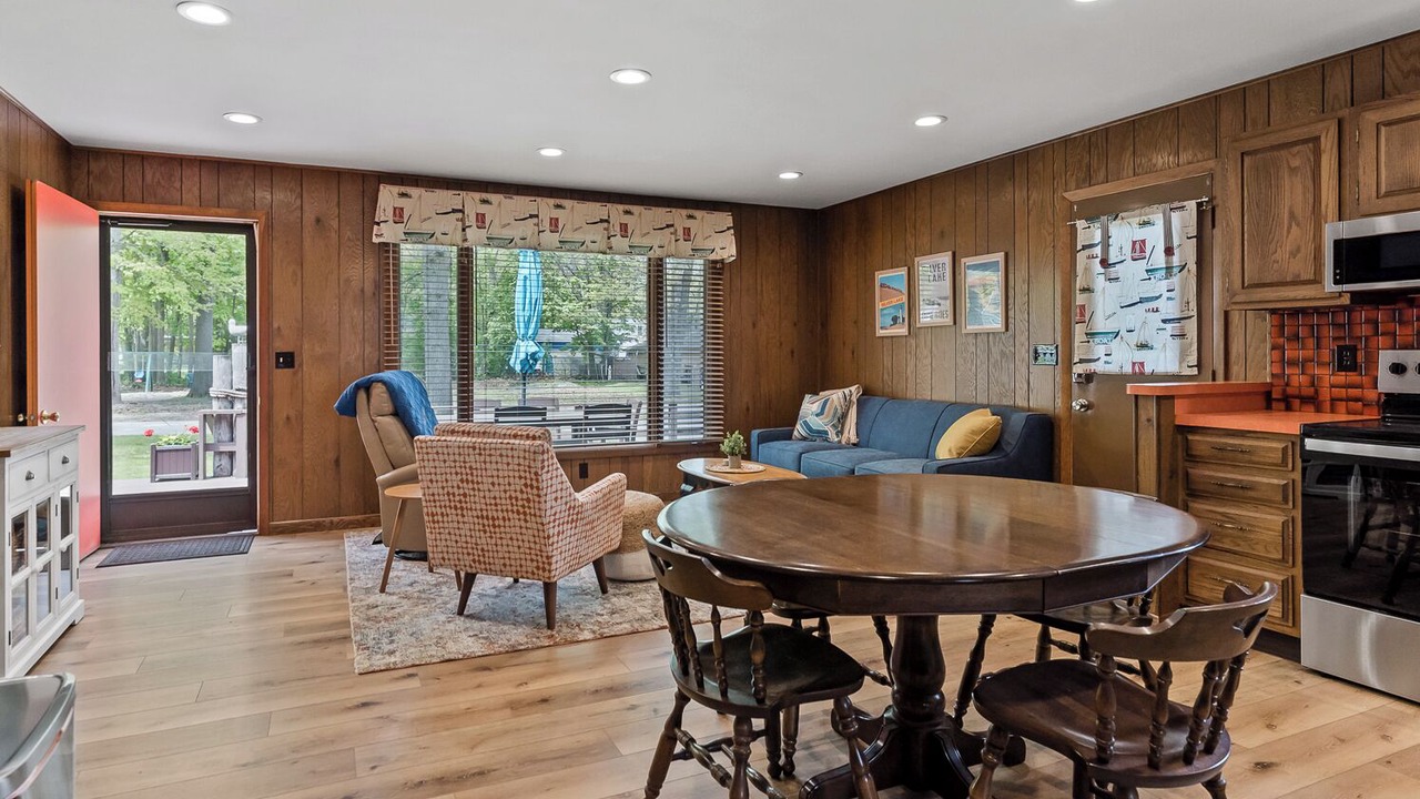 Photo of Livingroom in Mears