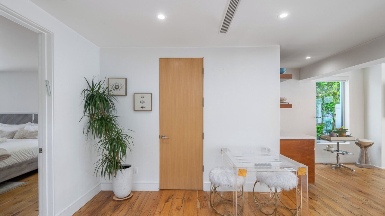 Photo of Bedroom in Beverlywood