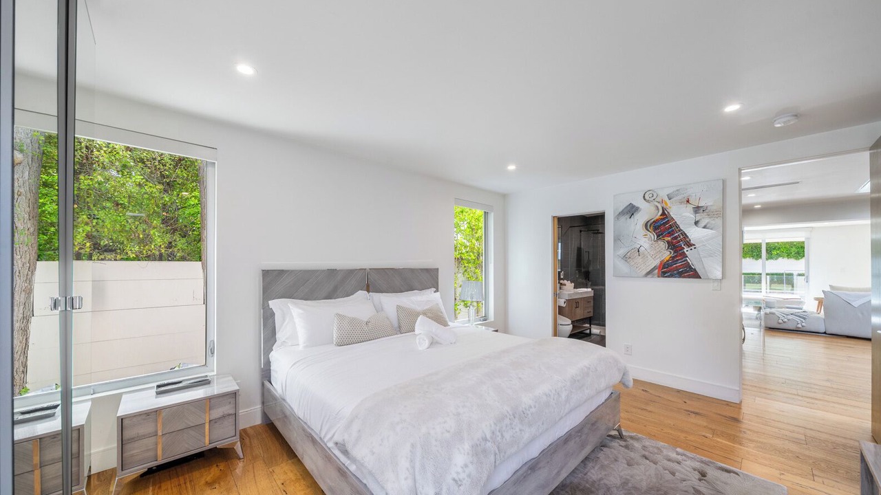 Photo of Bedroom in Beverlywood