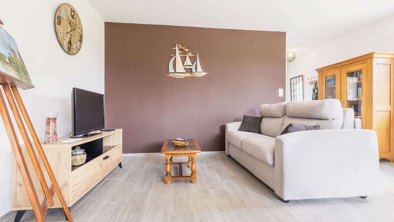 Photo of Livingroom in Chauve