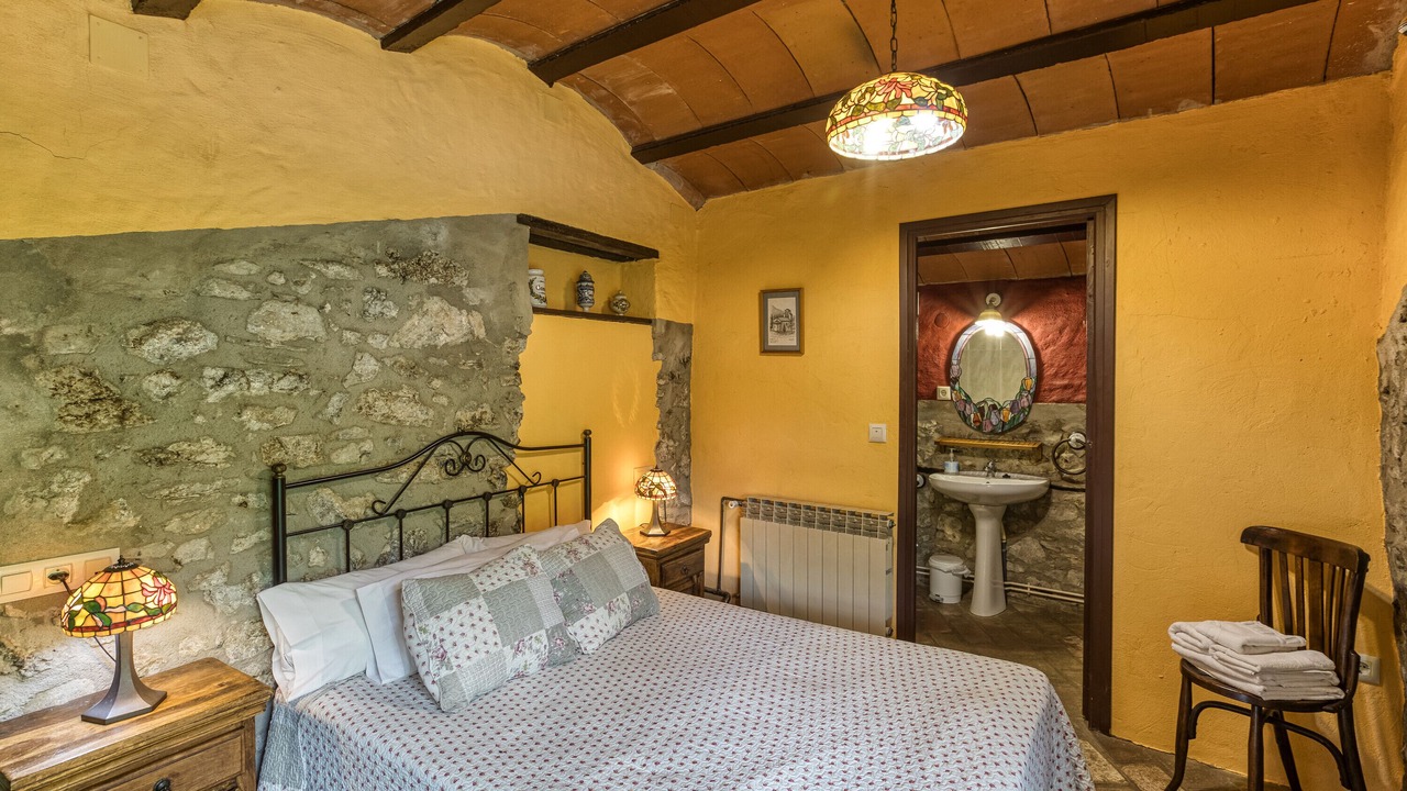 Photo of Bedroom in Montagut