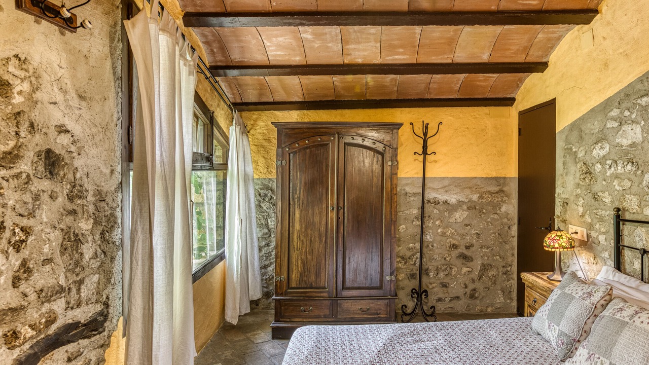 Photo of Bedroom in Montagut