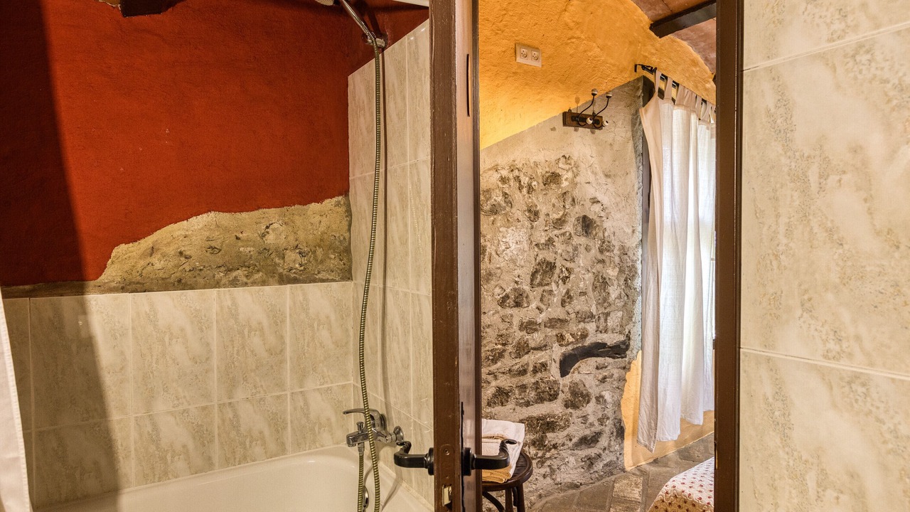Photo of Bathroom in Montagut