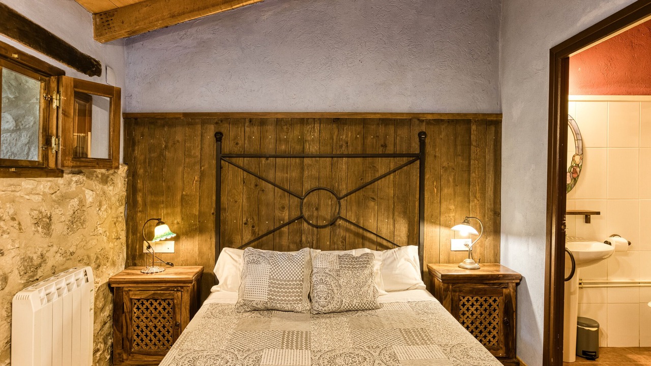 Photo of Bedroom in Montagut