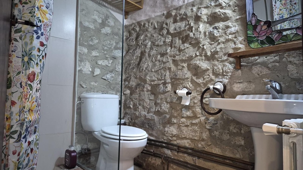Photo of Bathroom in Montagut