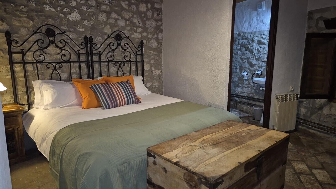 Photo of Bedroom in Montagut