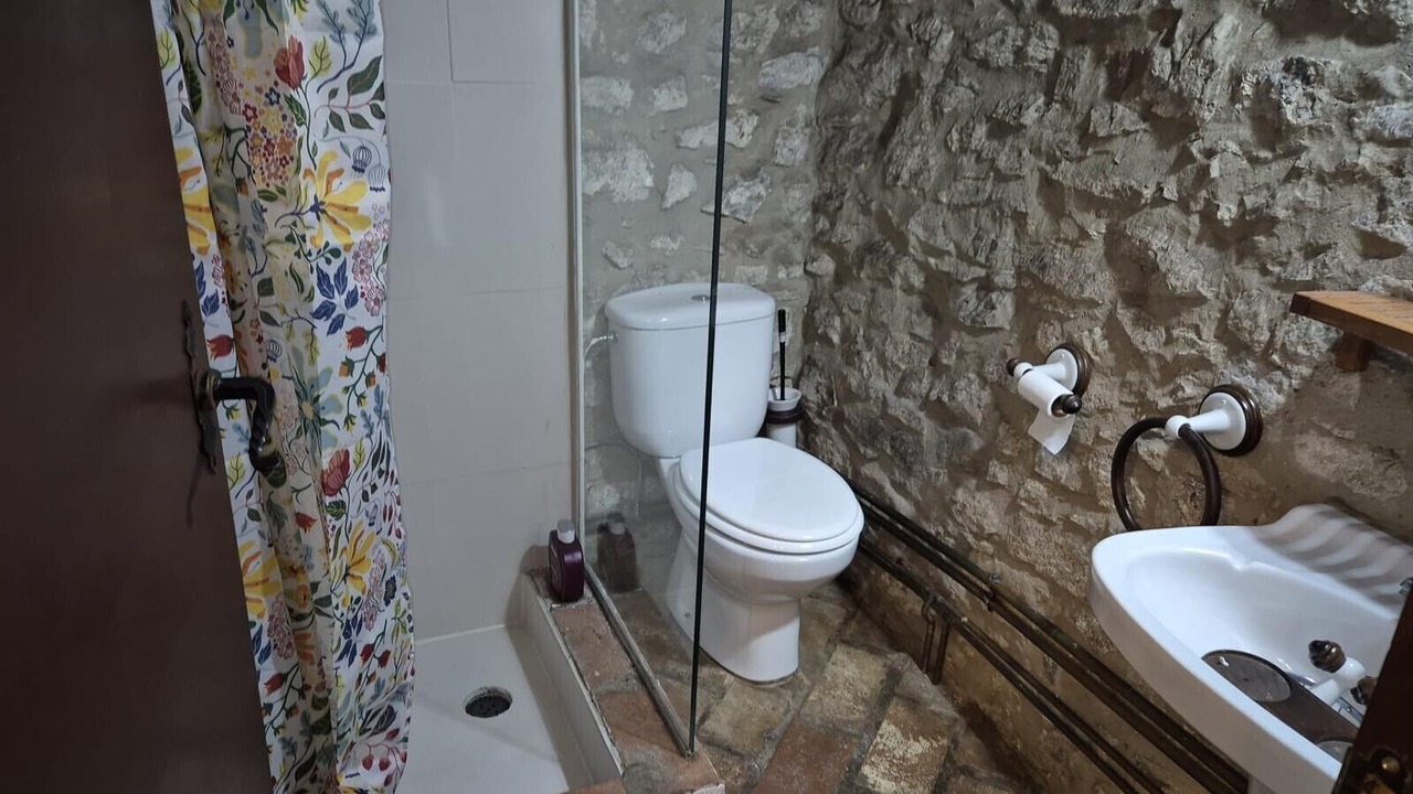 Photo of Bathroom in Montagut