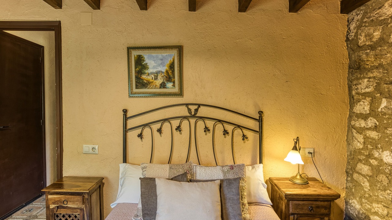Photo of Bedroom in Montagut