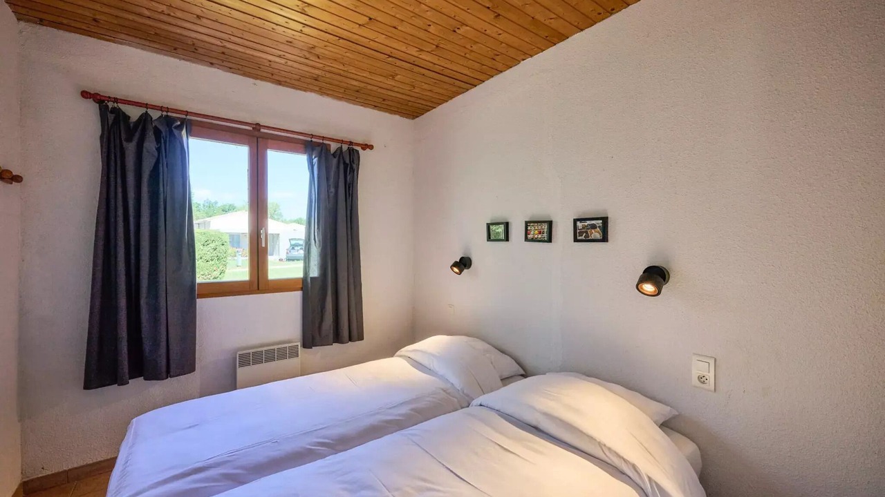 Photo of Bedroom in Quillan