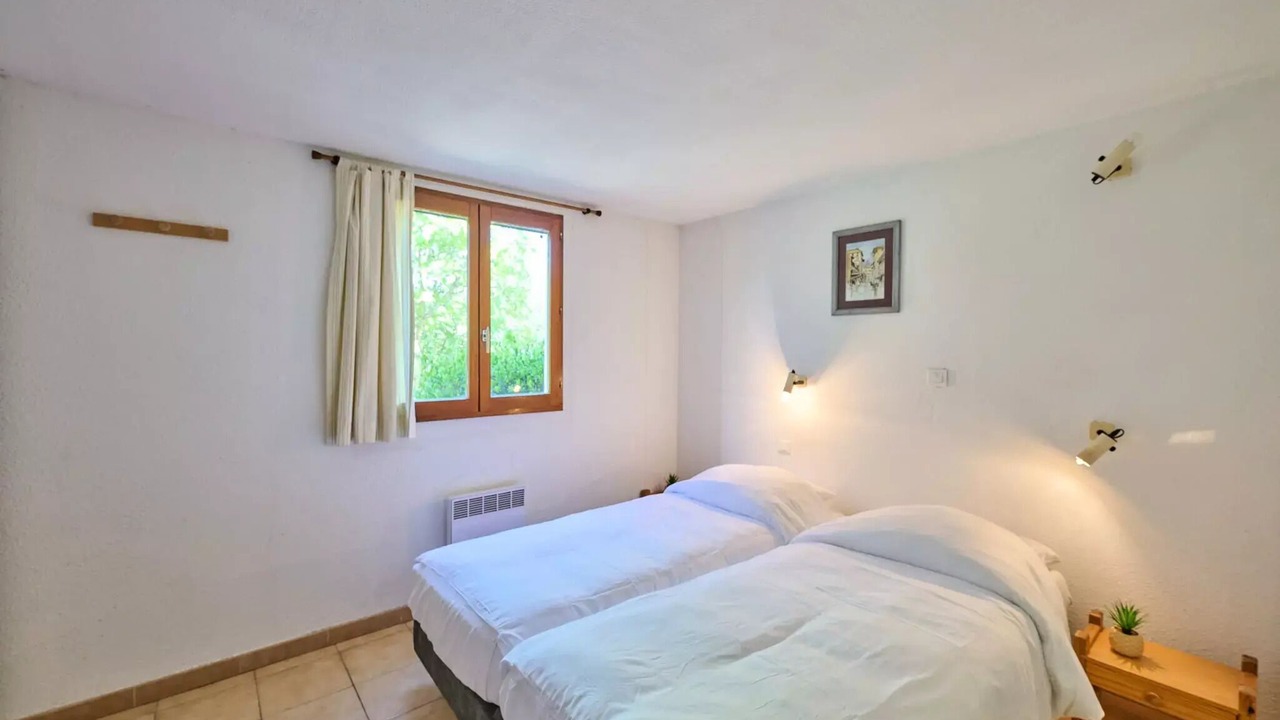 Photo of Bedroom in Quillan