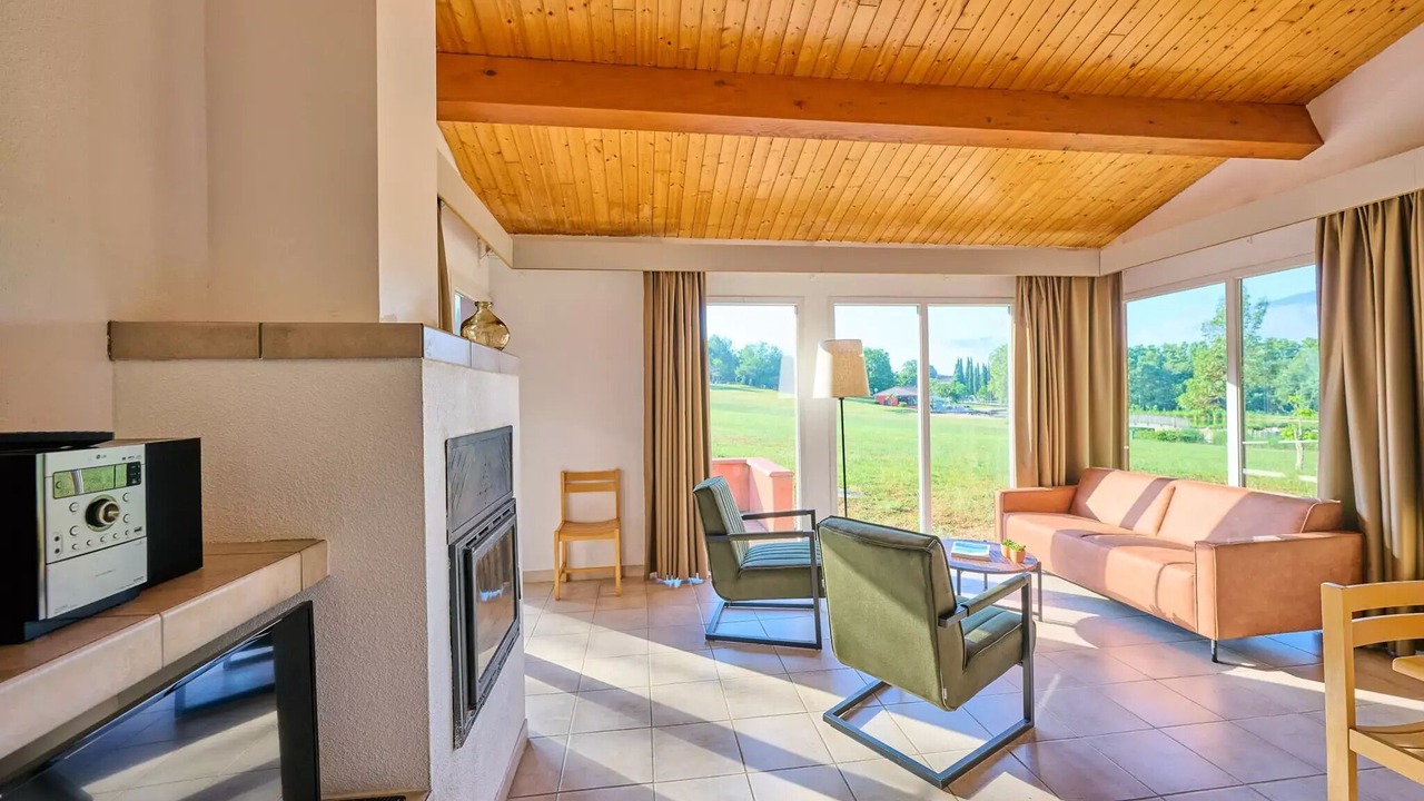 Photo of Livingroom in Quillan