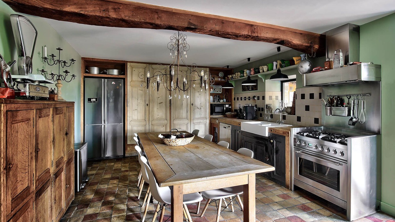 Photo of Kitchen in Saint-Germain-au-Mont-d'Or