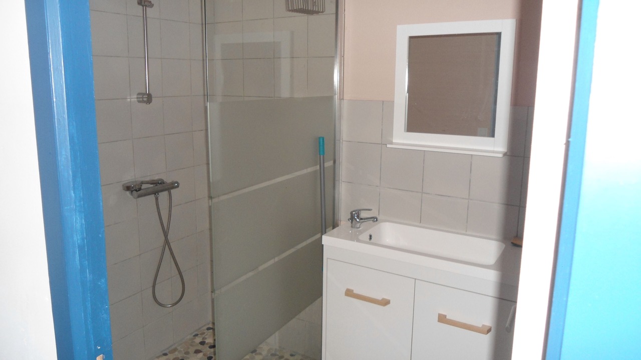 Photo of Bathroom in Saint-Pierre-du-Regard