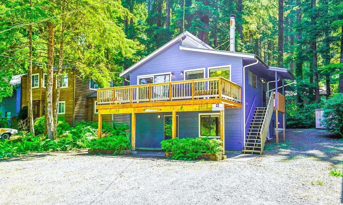 Photo of Others in Downtown Cannon Beach