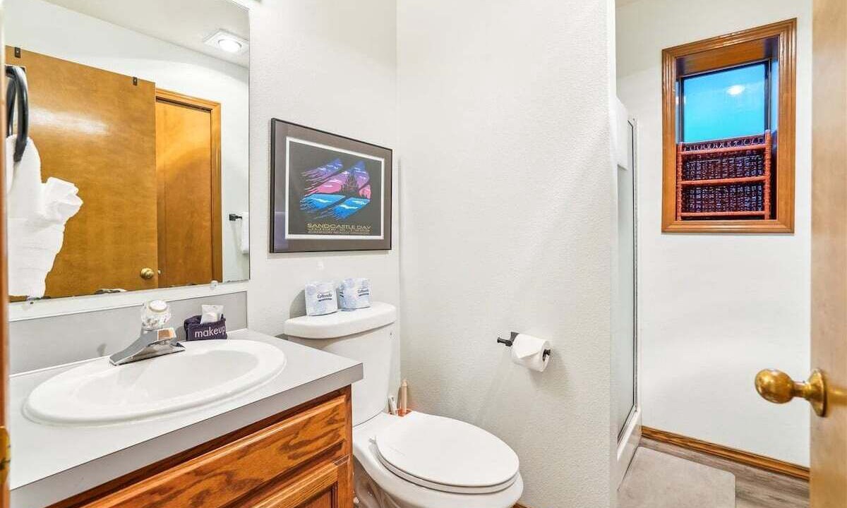 Photo of Bathroom in Downtown Cannon Beach