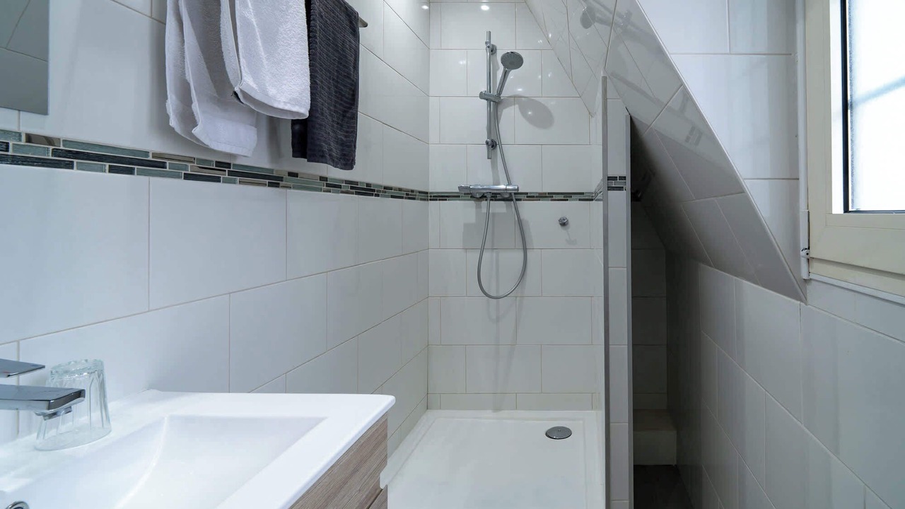 Photo of Bathroom in Trouville-sur-Mer