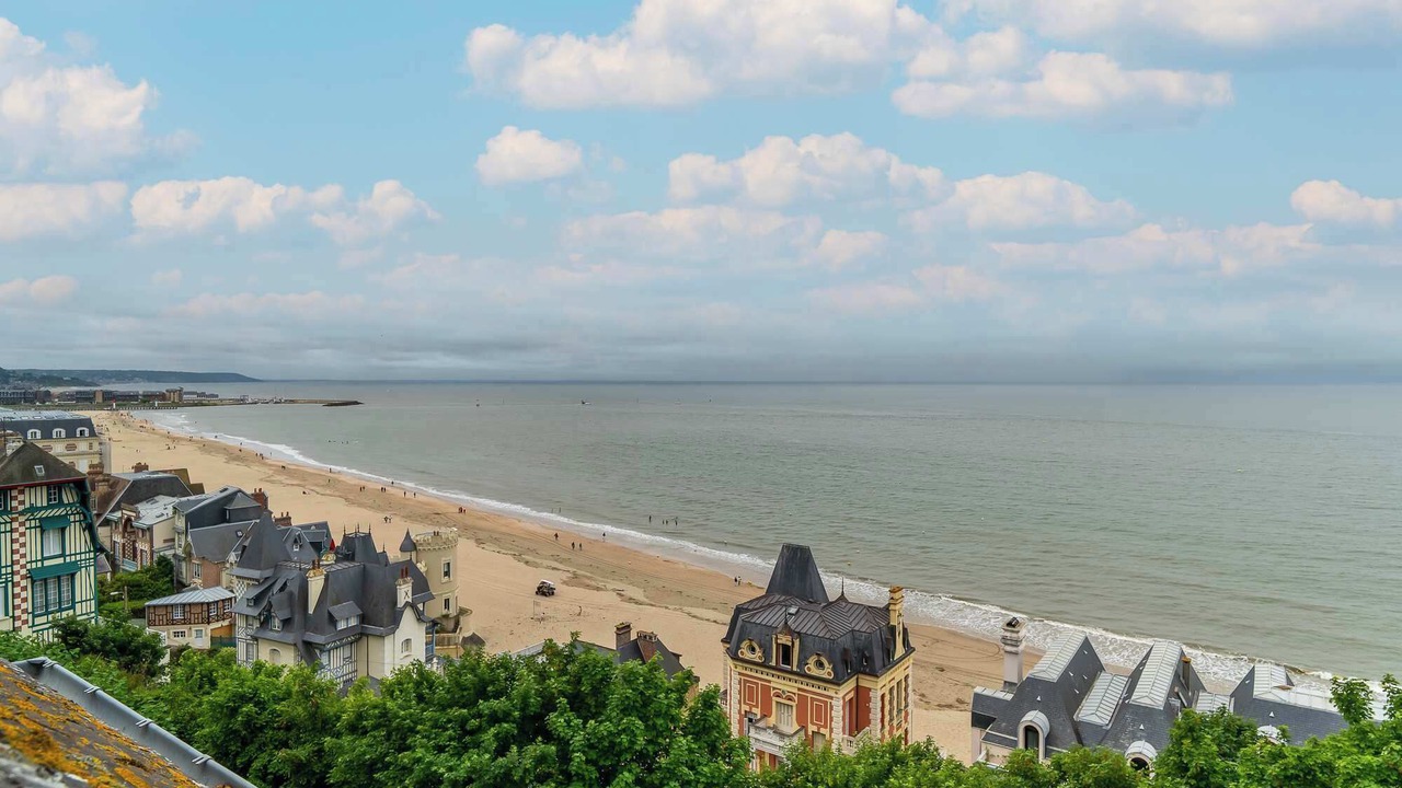 Photo of Others in Trouville-sur-Mer