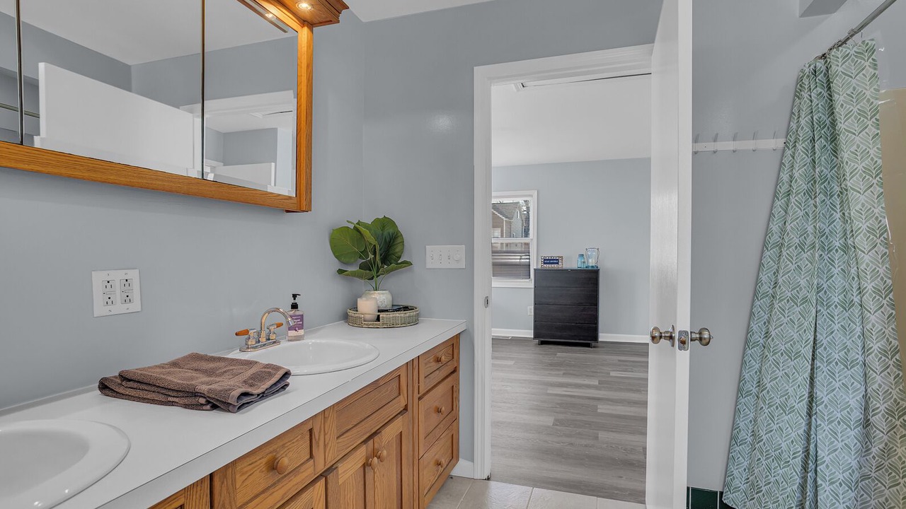Photo of Bathroom in Clarklake