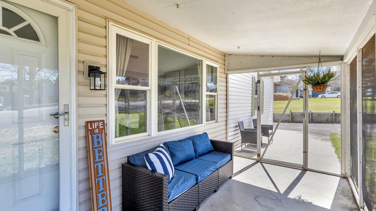 Photo of Patio Balcony in Clarklake