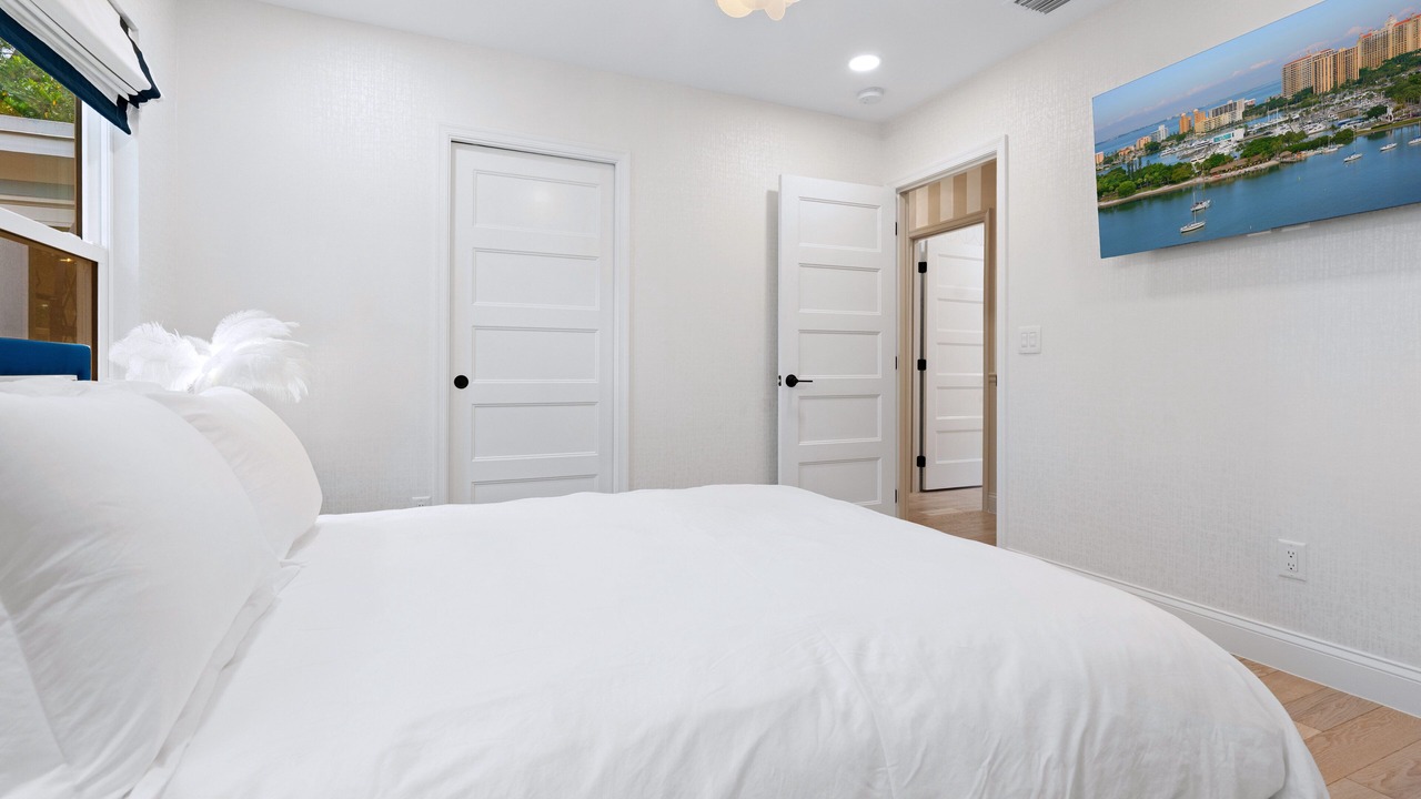 Photo of Bedroom in Laurel Park
