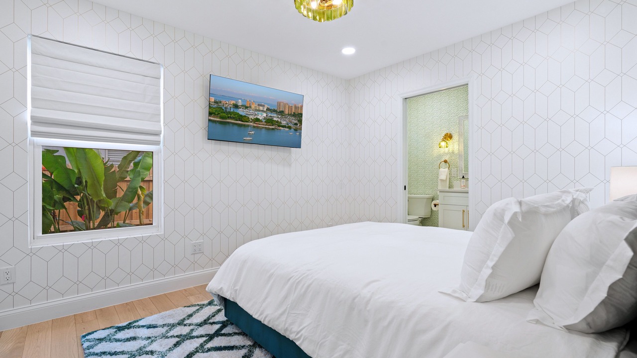 Photo of Bedroom in Laurel Park