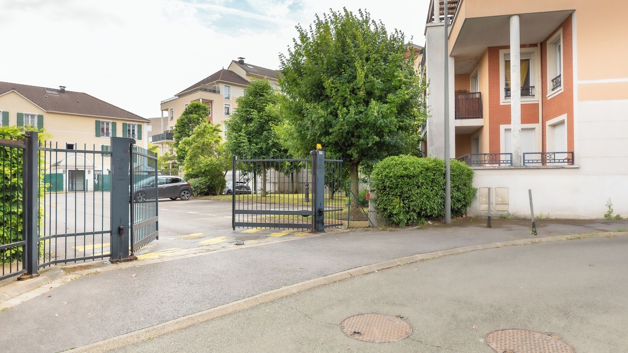Photo of Outdoor in Saint-Ouen-l'Aumone