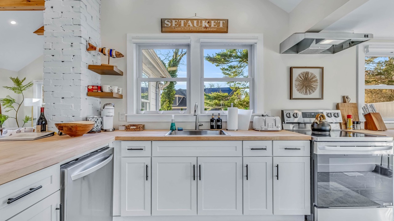 Photo of Others in East Setauket