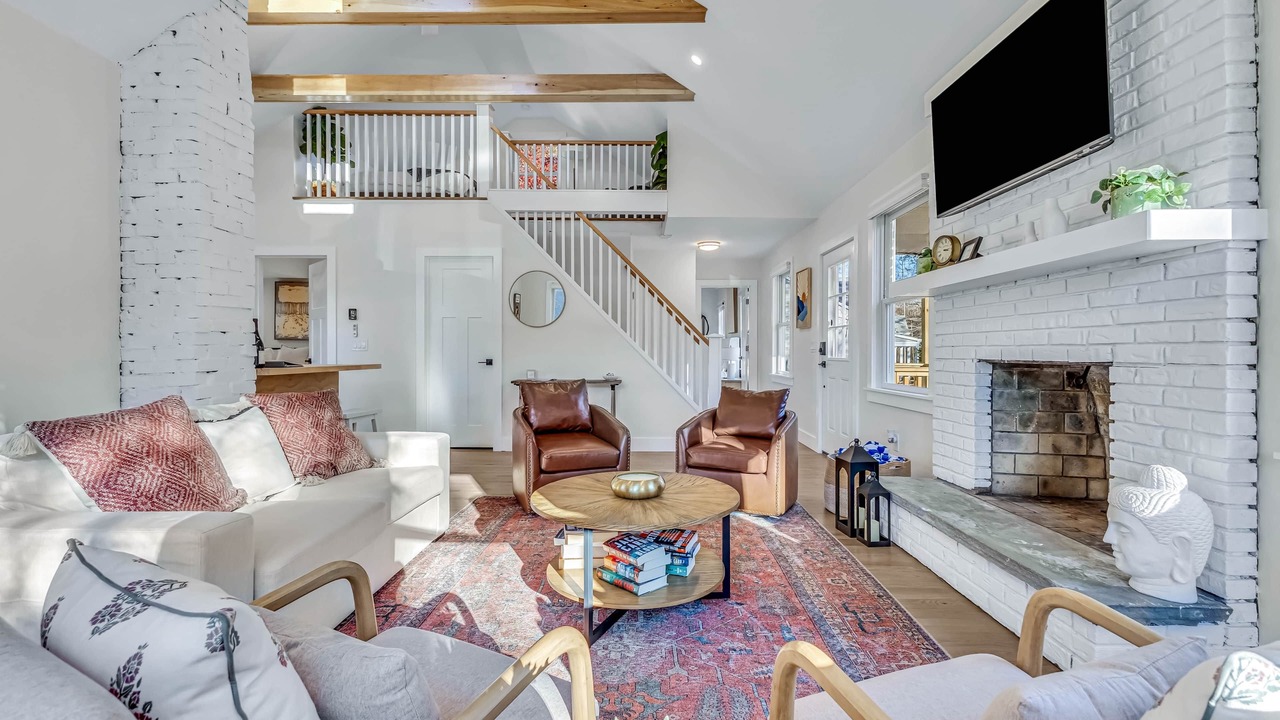 Photo of Others in East Setauket