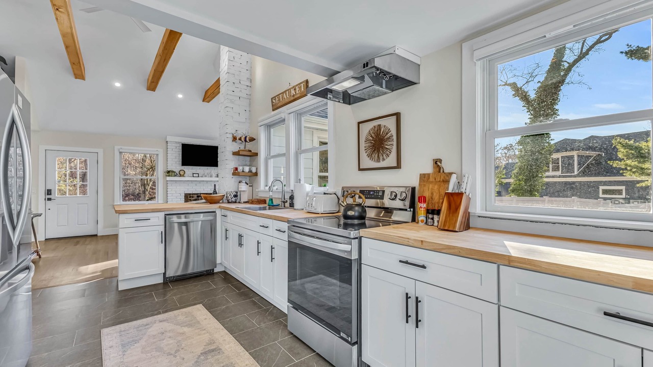 Photo of Others in East Setauket