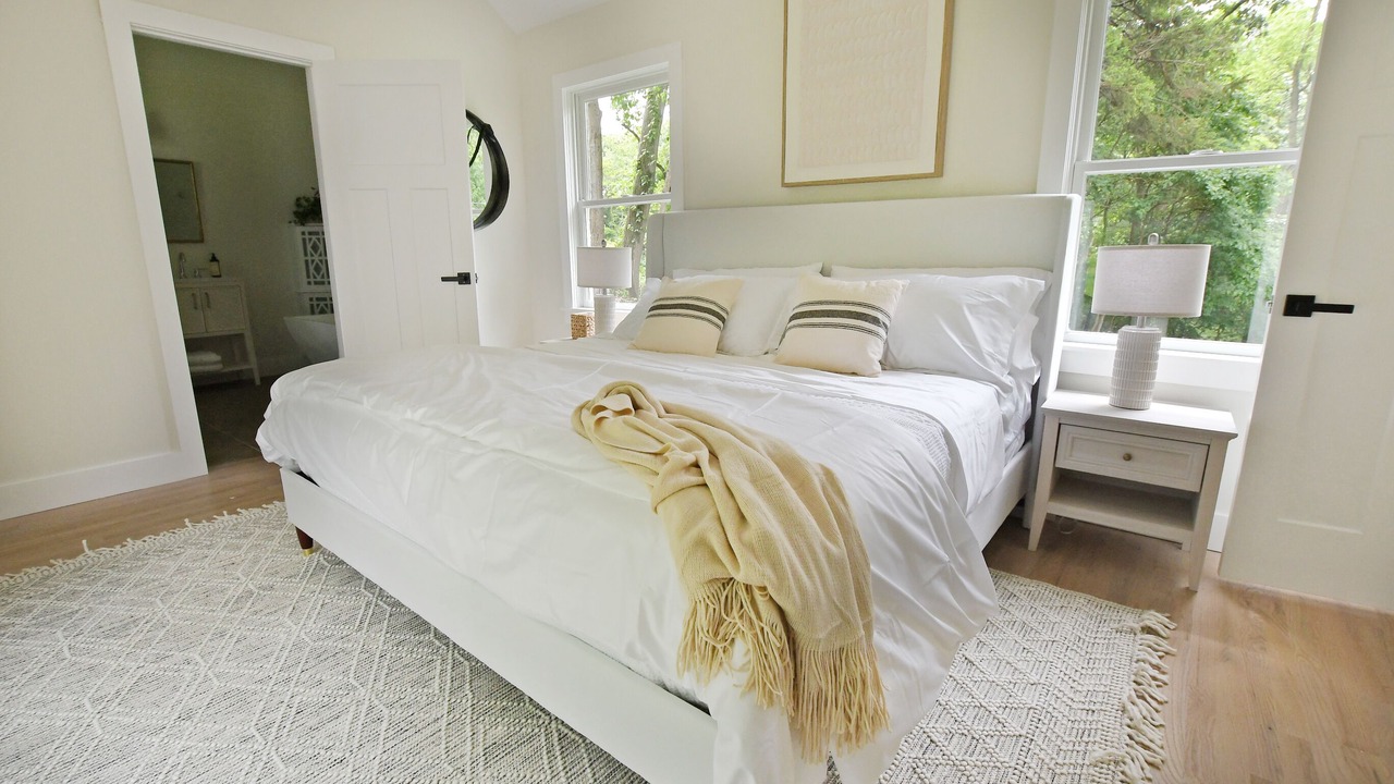 Photo of Others in East Setauket