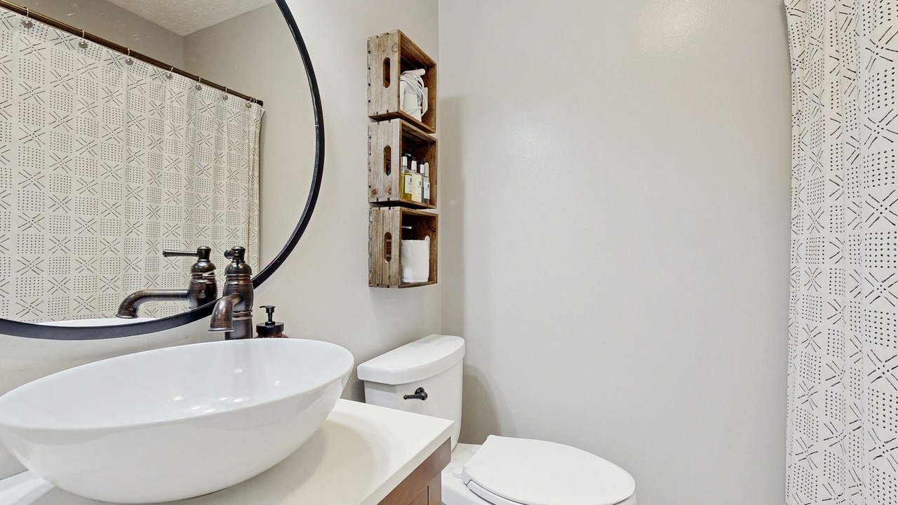 Photo of Bathroom in Royal Pines