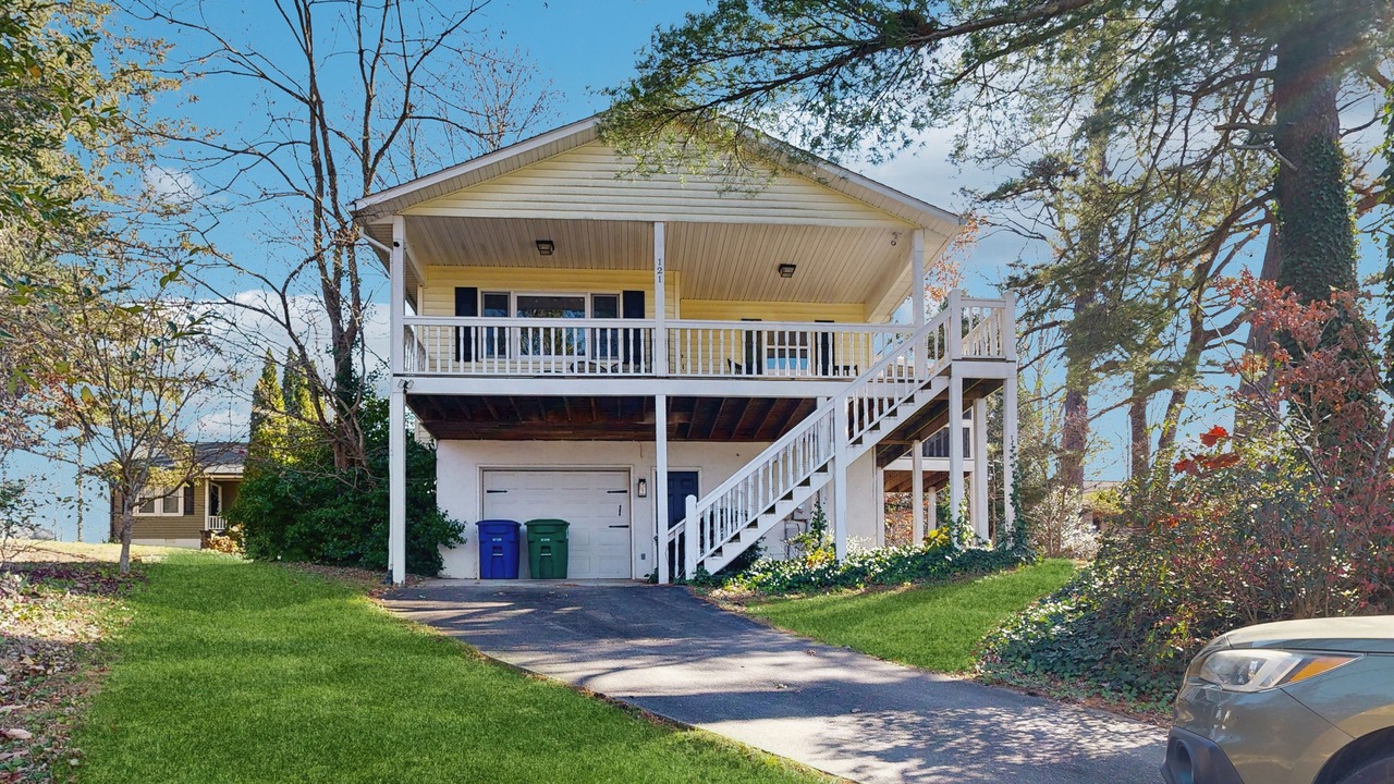 Photo of Outdoor in Royal Pines