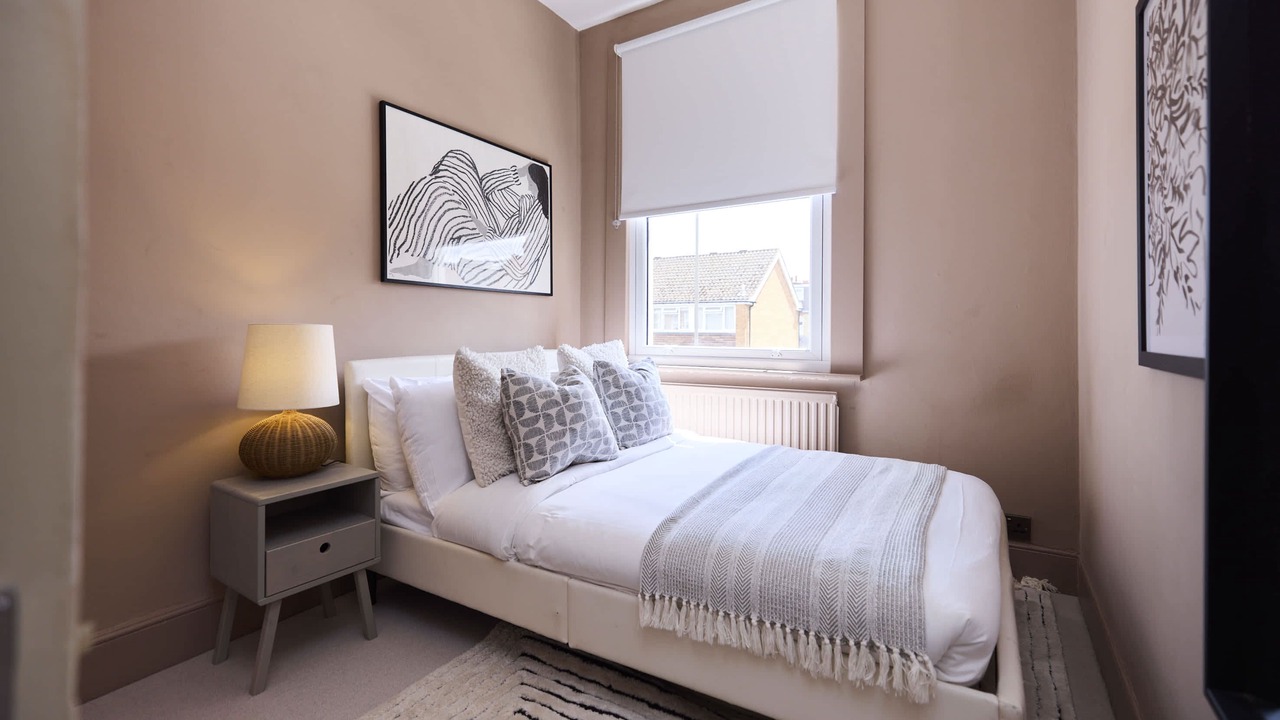 Photo of Bedroom in Earlsfield