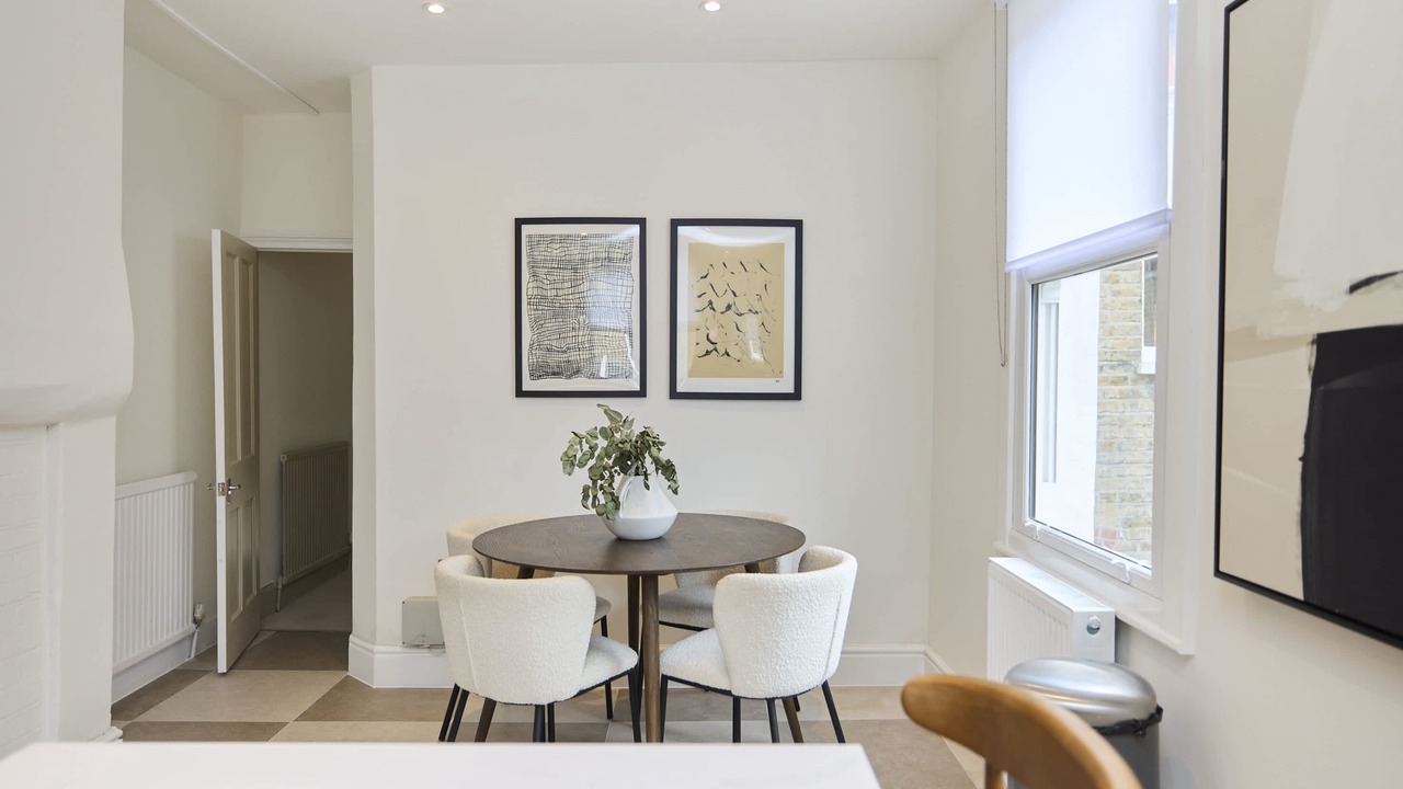 Photo of Others in Earlsfield