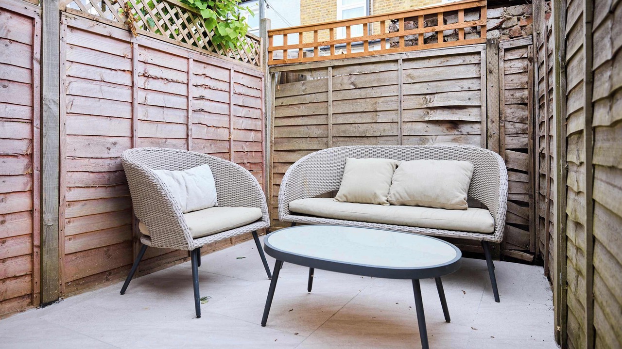 Photo of Patio Balcony in Earlsfield