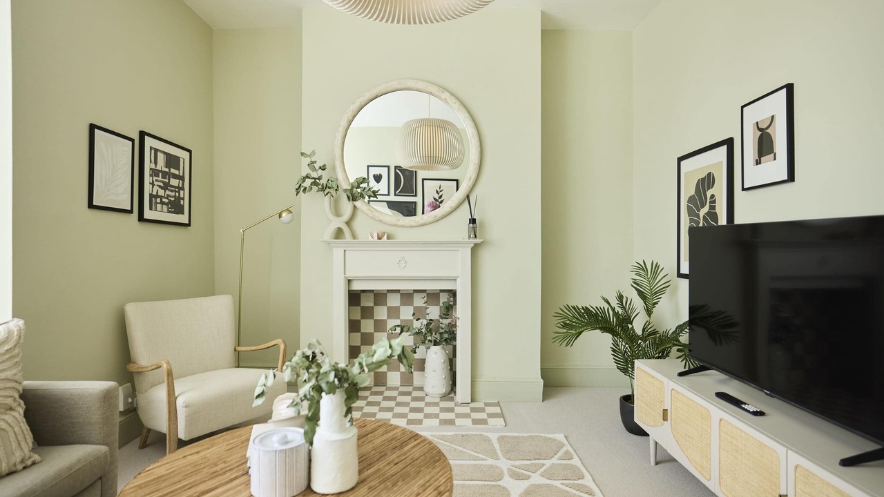 Photo of Livingroom in Earlsfield