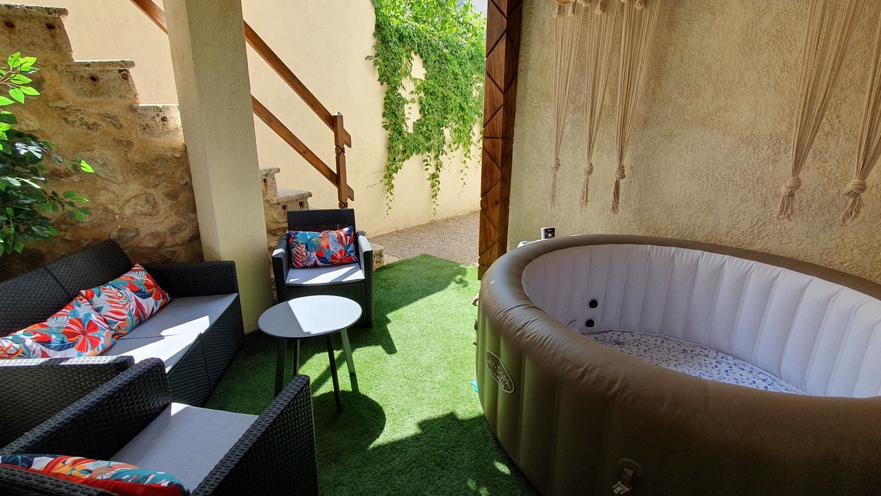 Photo of Outdoor in Thezan-des-Corbieres