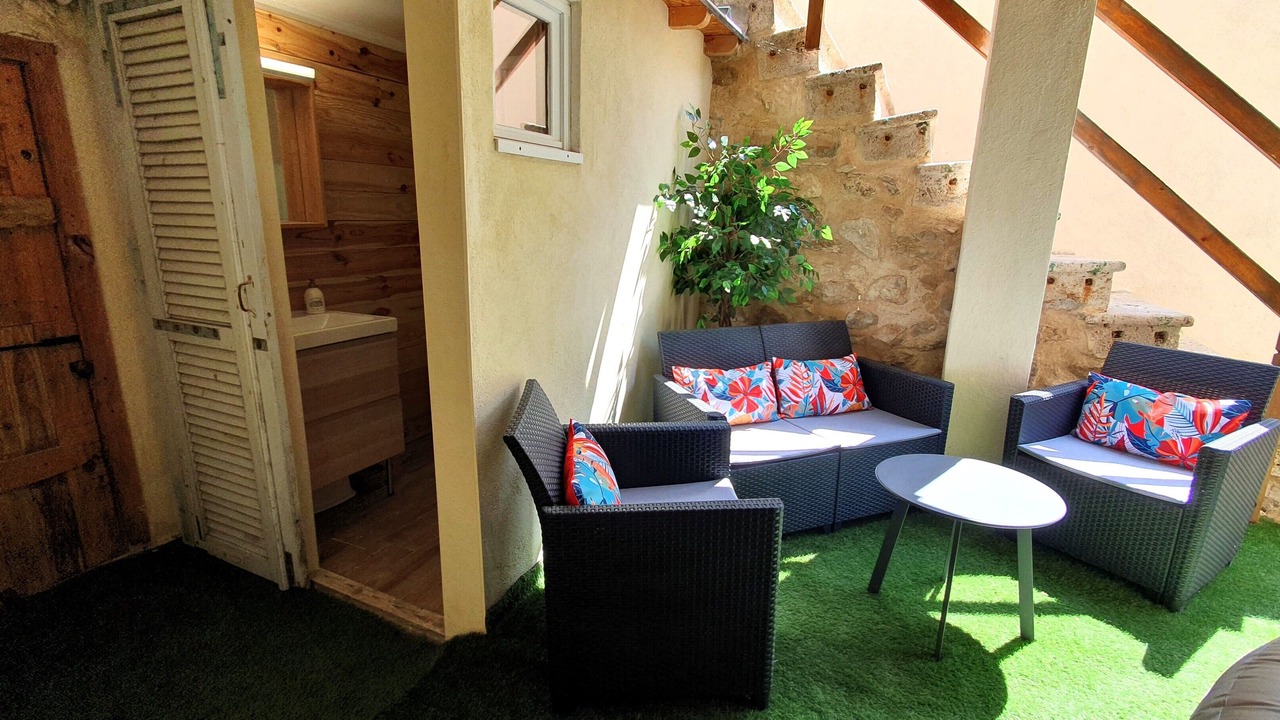 Photo of Outdoor in Thezan-des-Corbieres