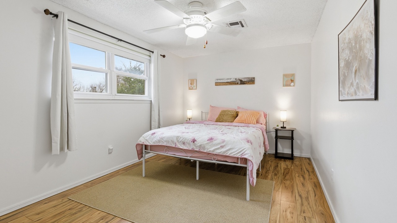 Photo of Bedroom in Norman